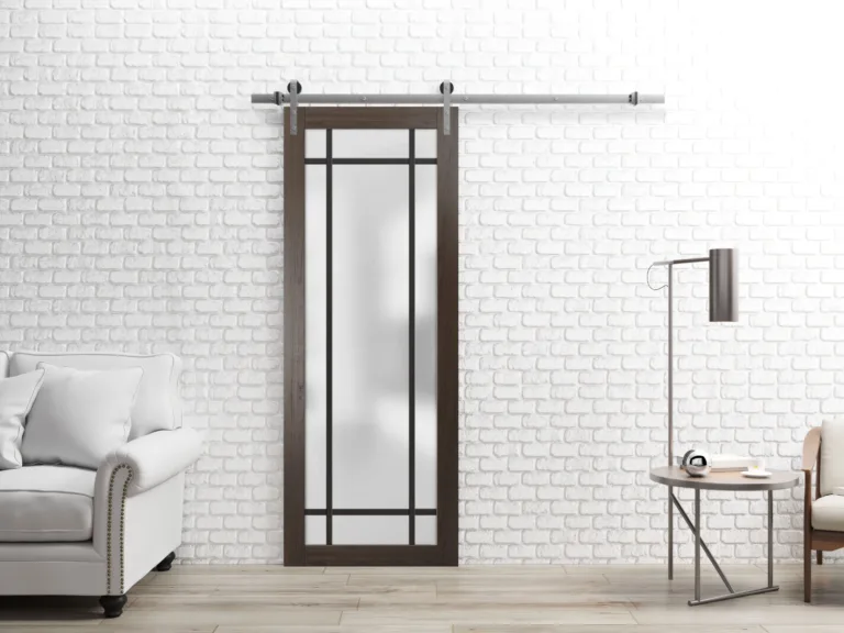 2102 barn silver scale 1 1.jpg